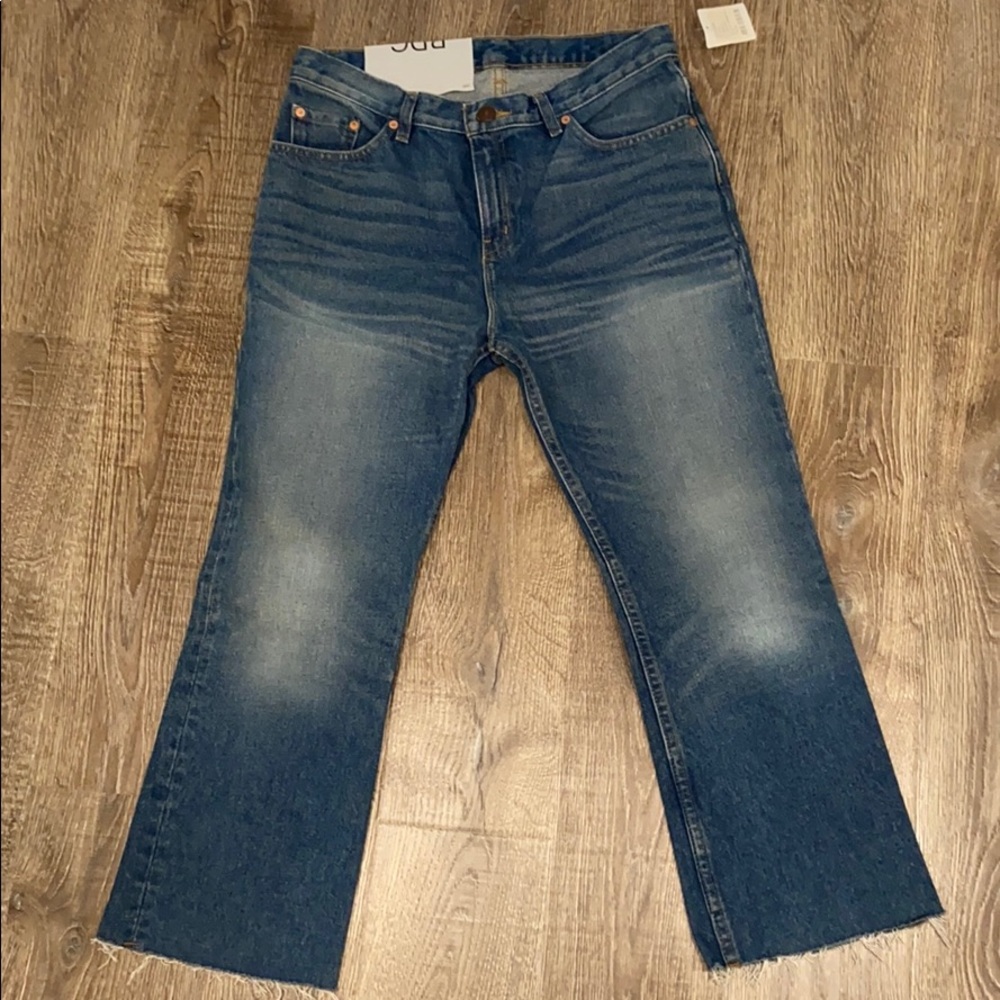 100% Cotton BDG Courtney Jeans 29